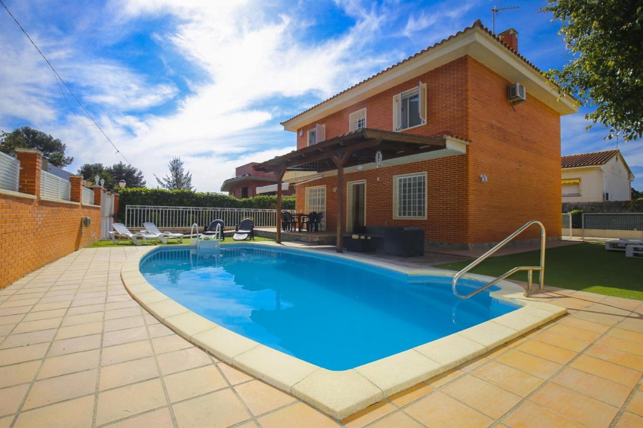 Villa Pluma Planet Costa Dorada - Only Families Σαλού Εξωτερικό φωτογραφία