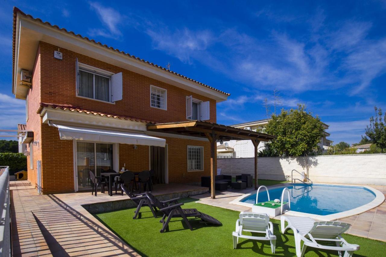 Villa Pluma Planet Costa Dorada - Only Families Σαλού Εξωτερικό φωτογραφία