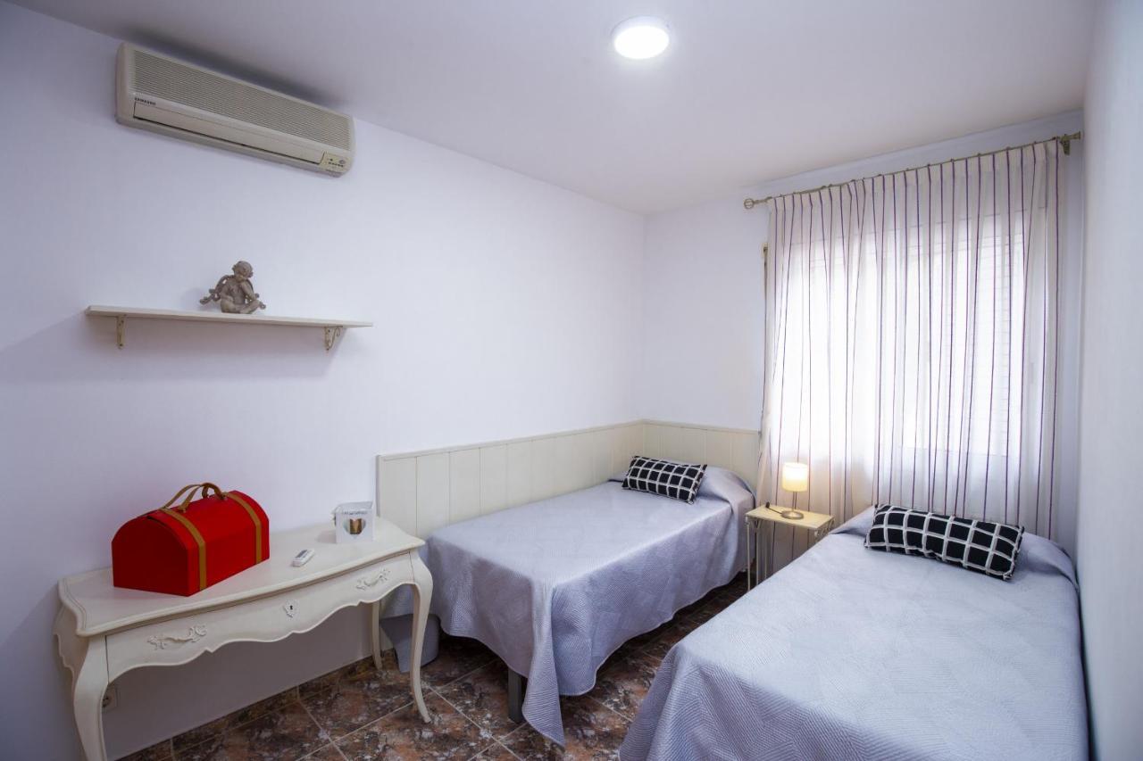 Villa Pluma Planet Costa Dorada - Only Families Σαλού Εξωτερικό φωτογραφία
